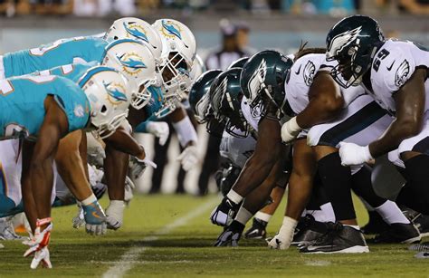 eagles versus the dolphins